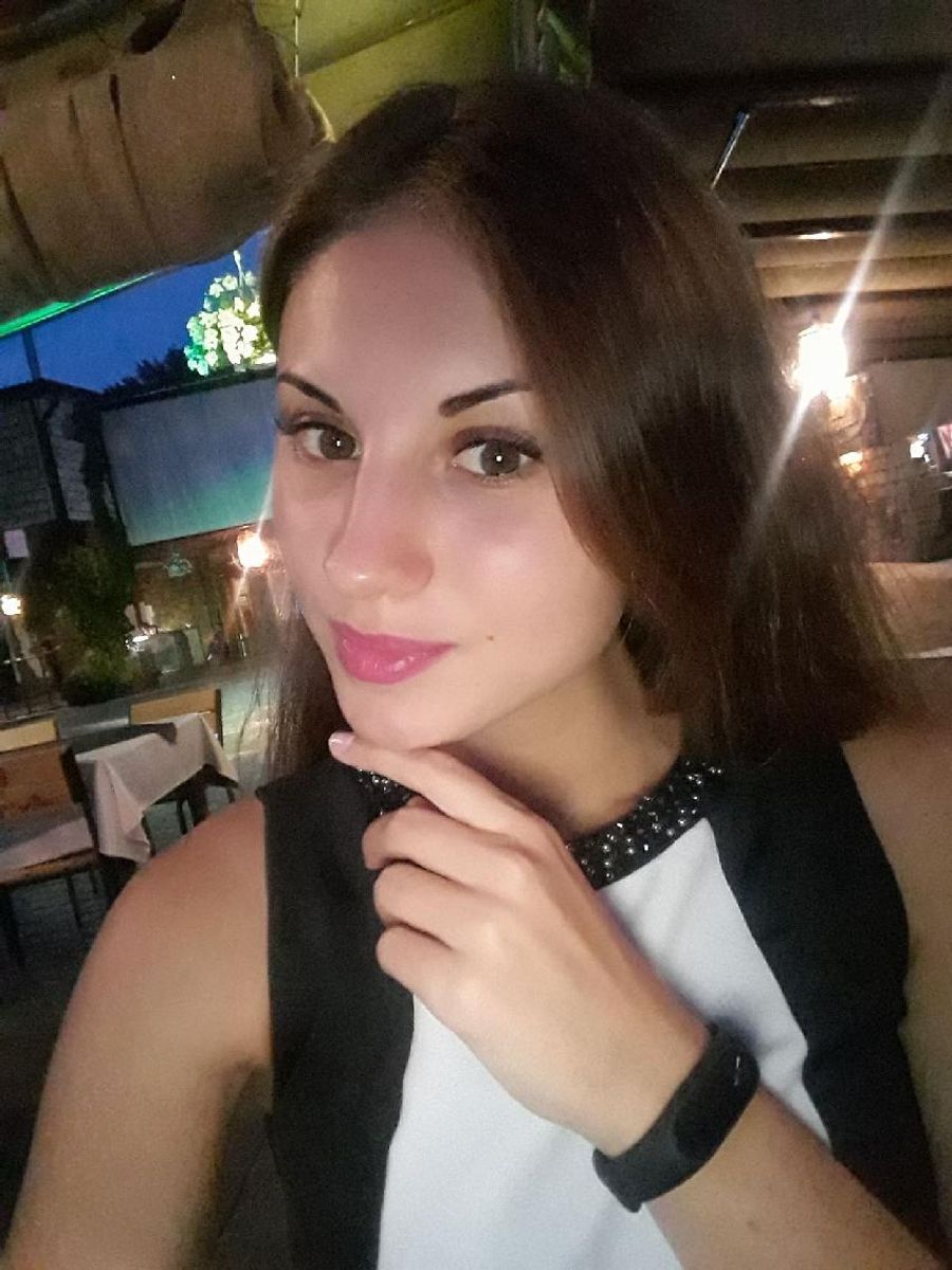 Female Profile & Live Cam Show SkyPrivate