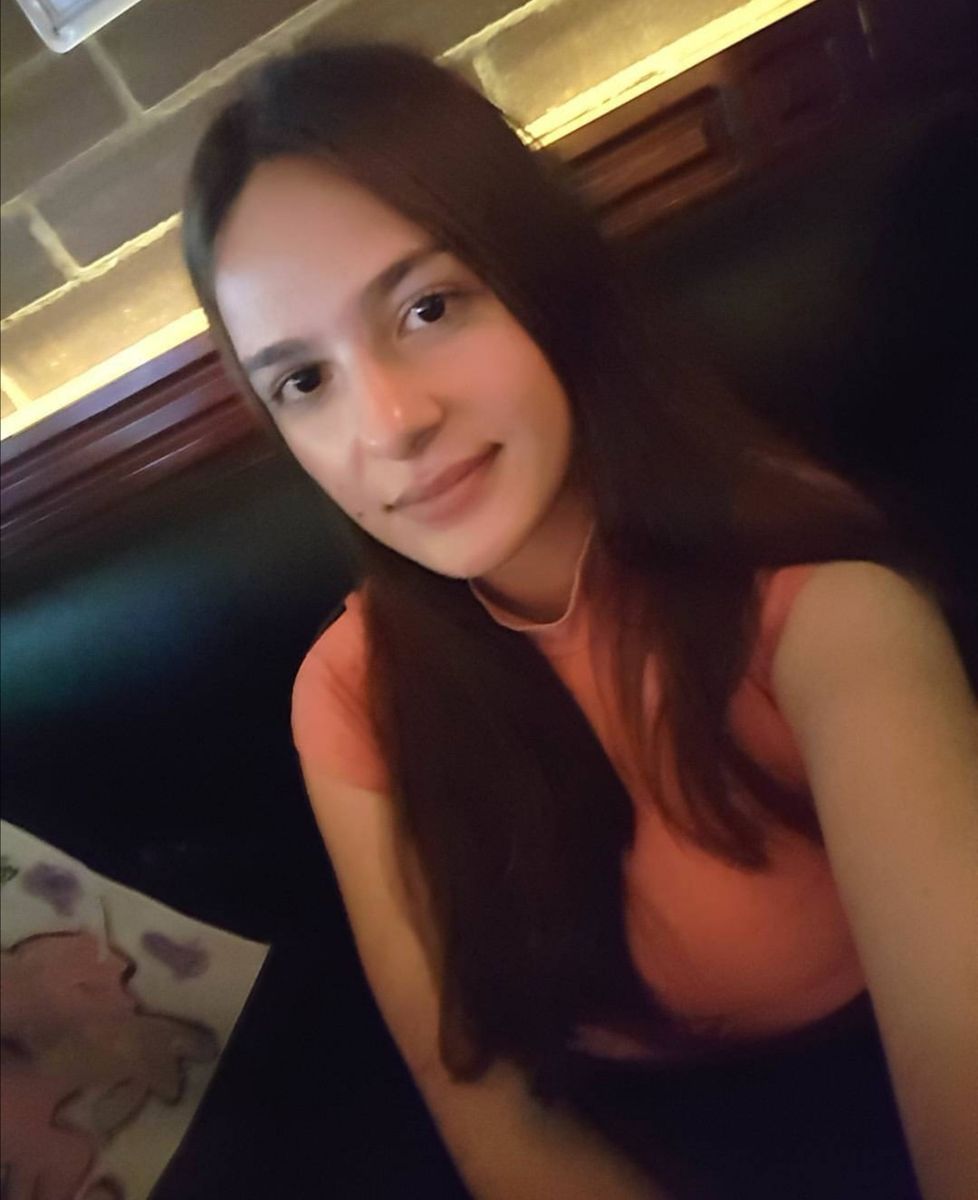 Angela Gomez