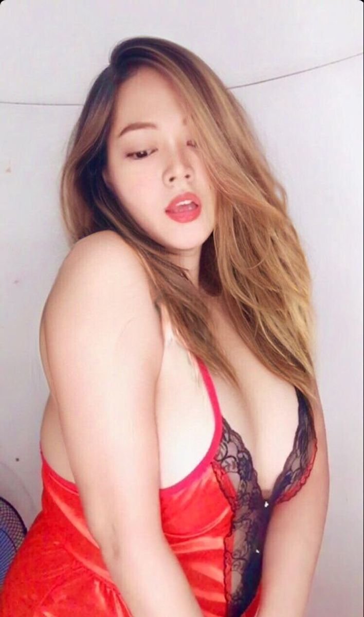 SkyPrivate live sex chat with MIYA THOT
