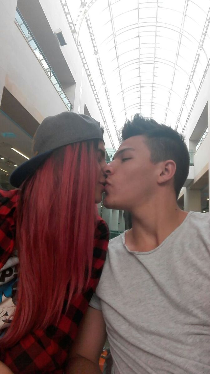 XSofi_and_MikeX