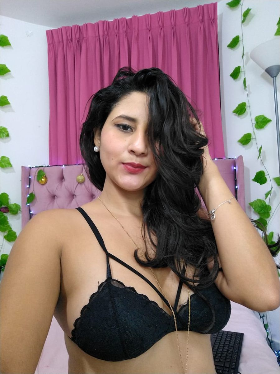 Esmeralda X Skype Live We