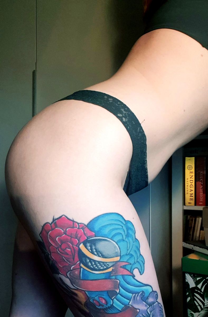 FoxxyAsha Photos 