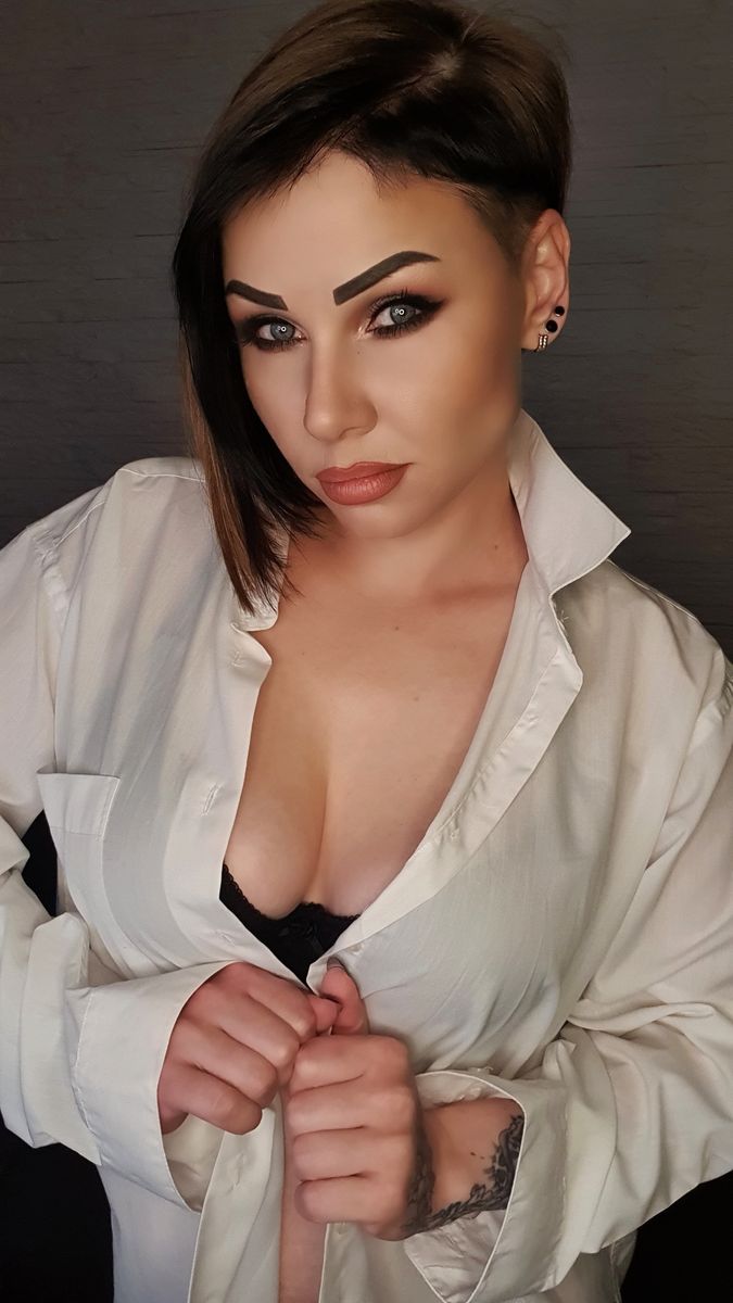 AnnaLu