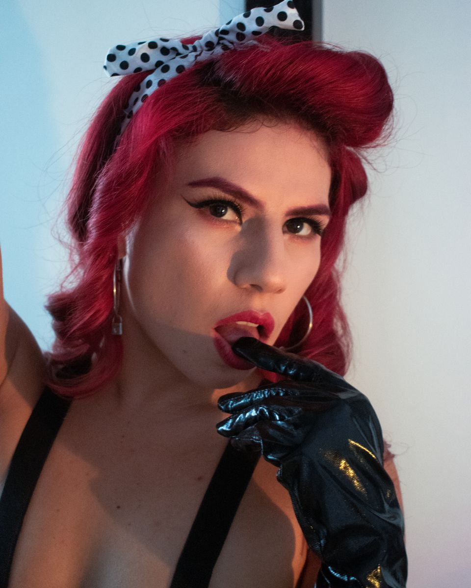 Violeta Wild