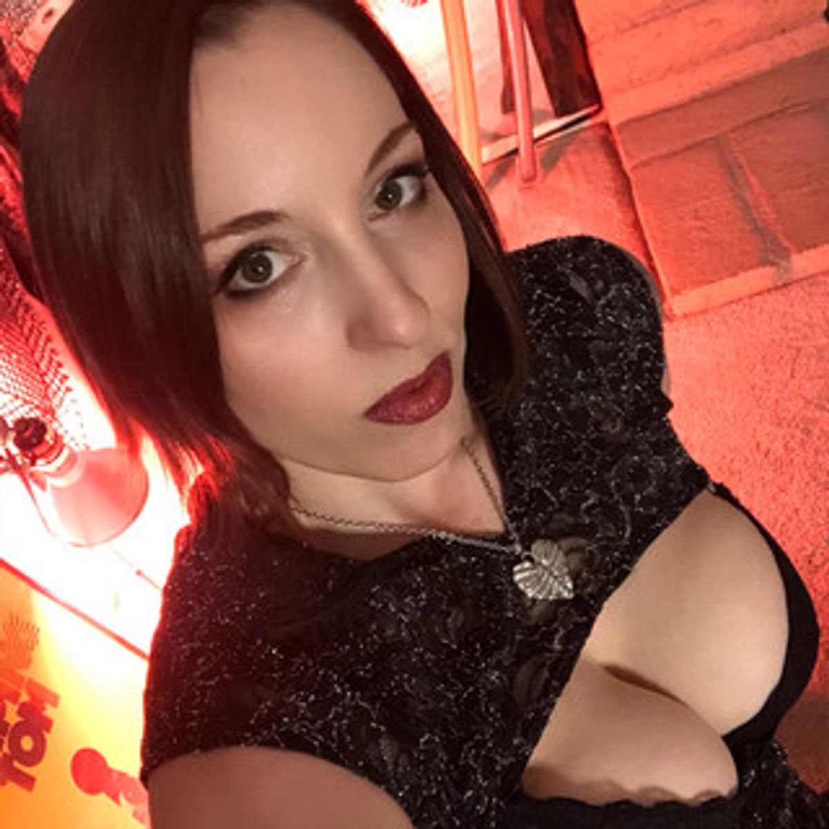 Mistress Kara Skype - SkyPrivate Girl Profile & Live Cam Show SkyPrivate