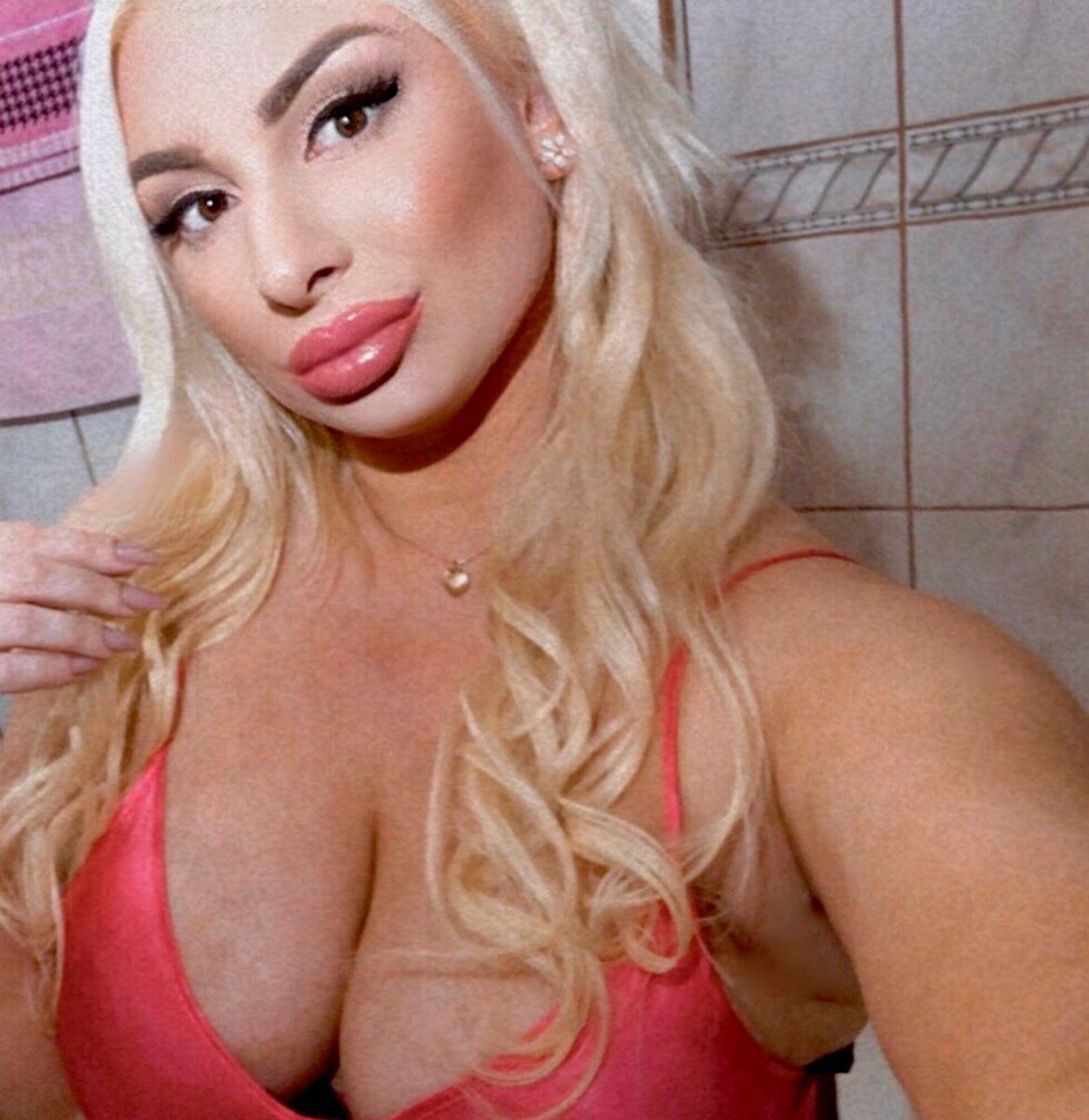 Luxuriaa