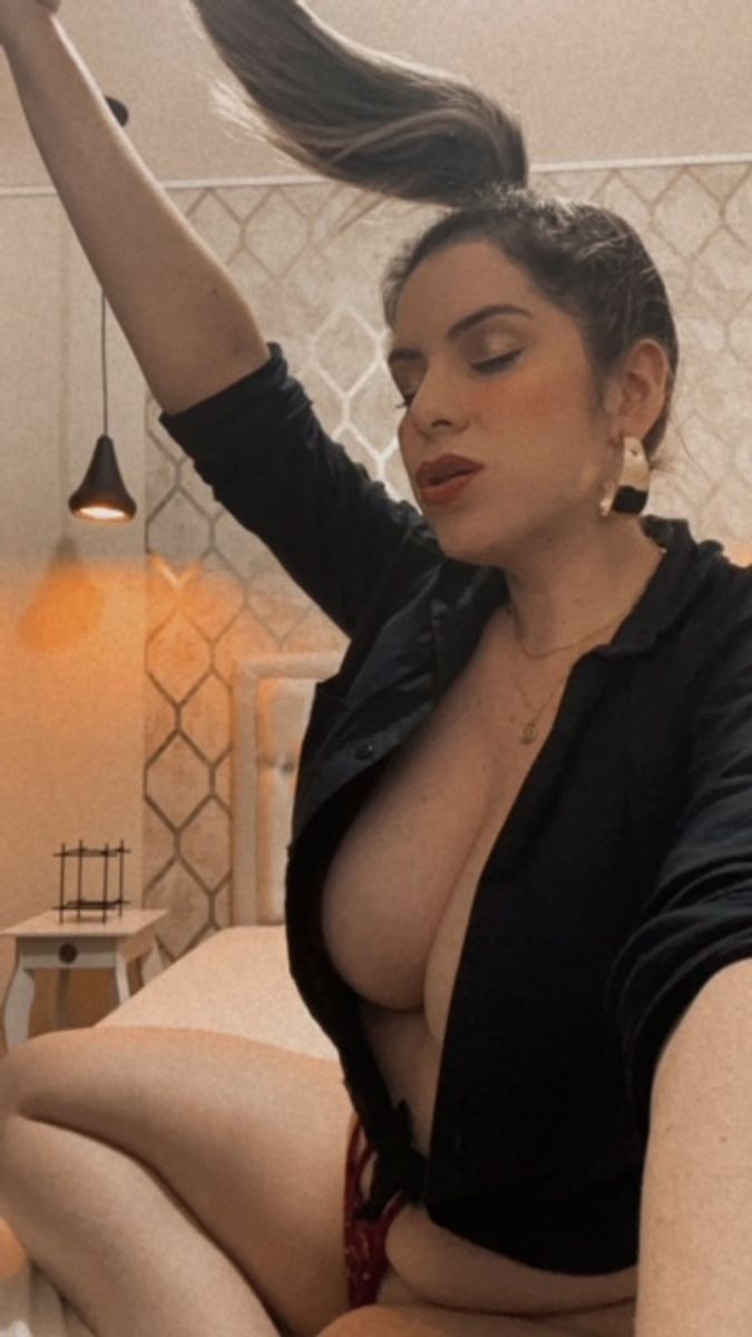 Nina Parker
