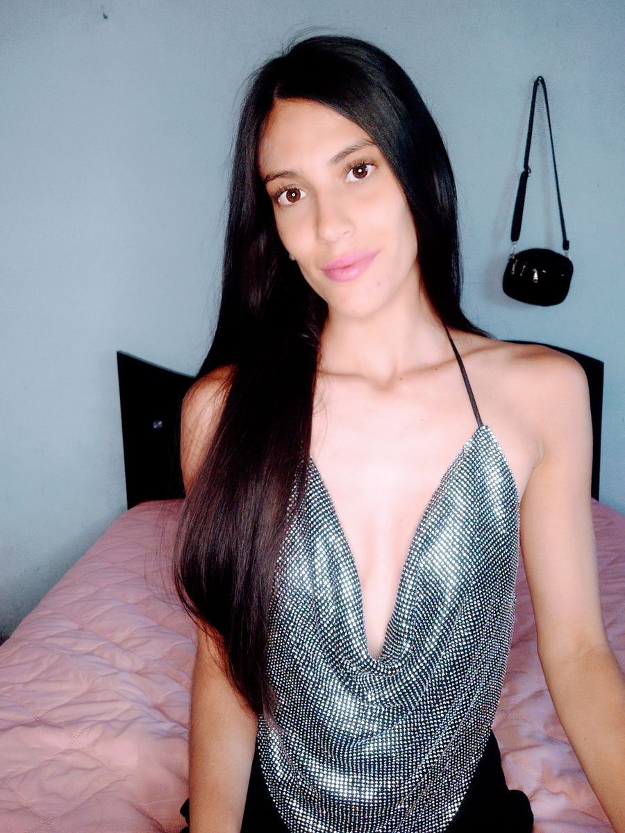 Alejaxxxhot