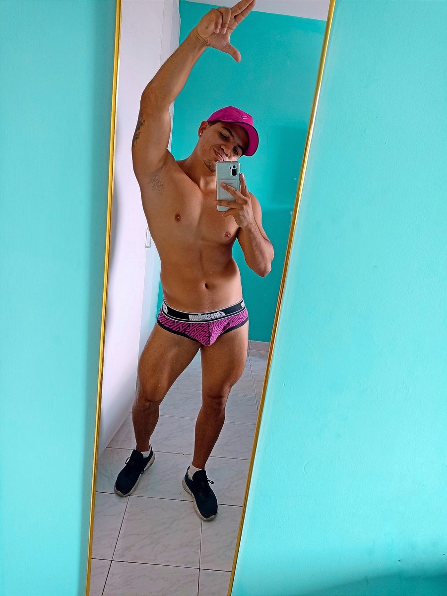 ✨ mike top 1.6%✨ @unmiiguel nude pics