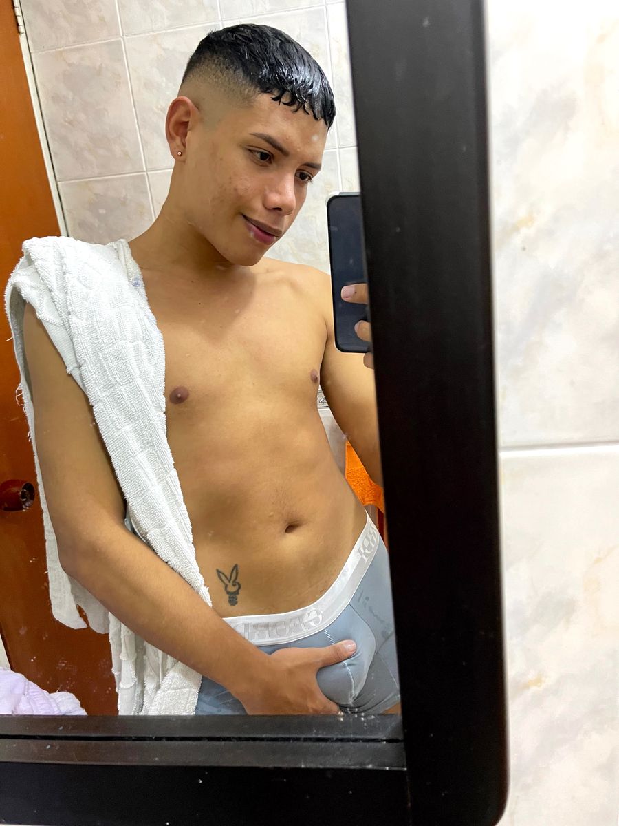 Steven fox live webcam show