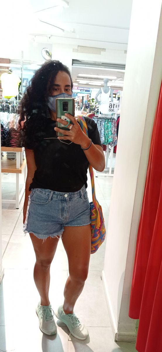 Thalia Gomex