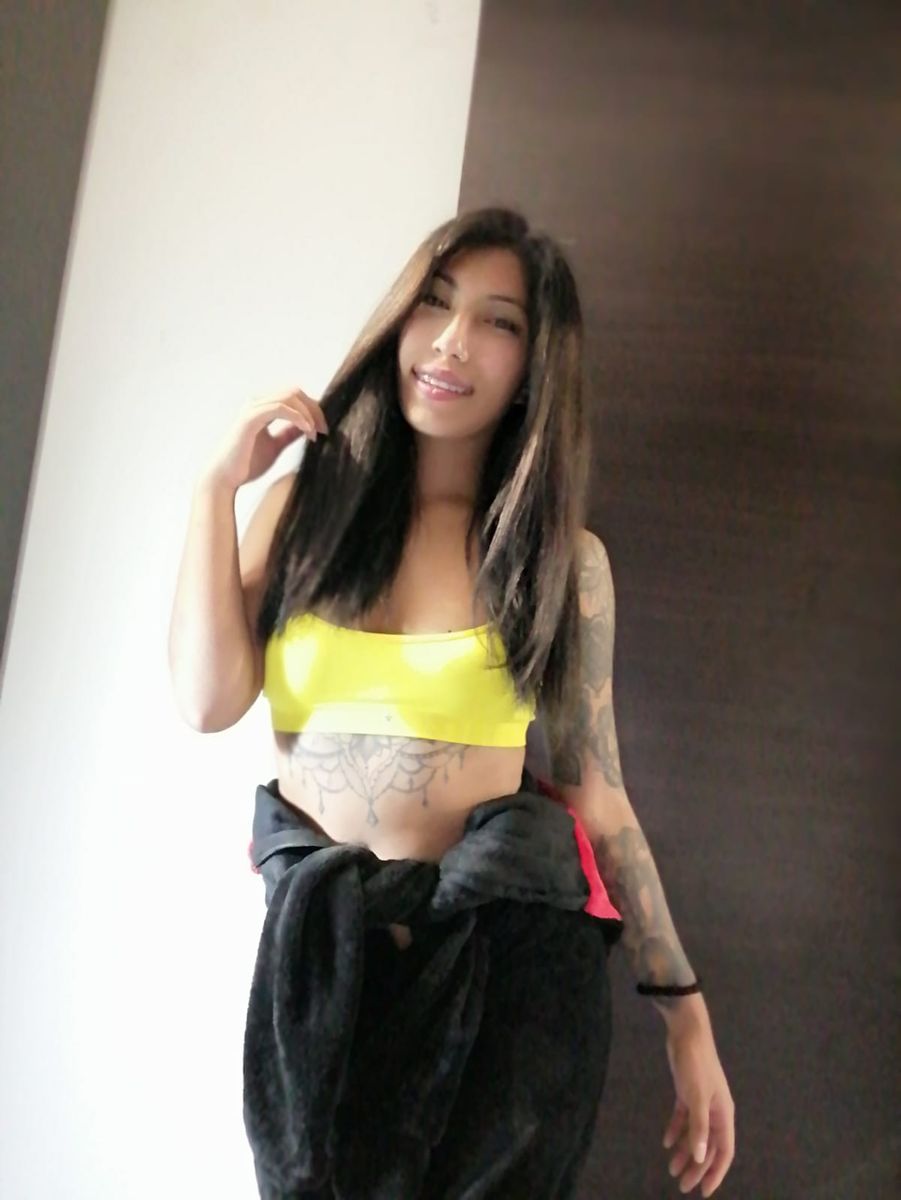 sofia_4roses