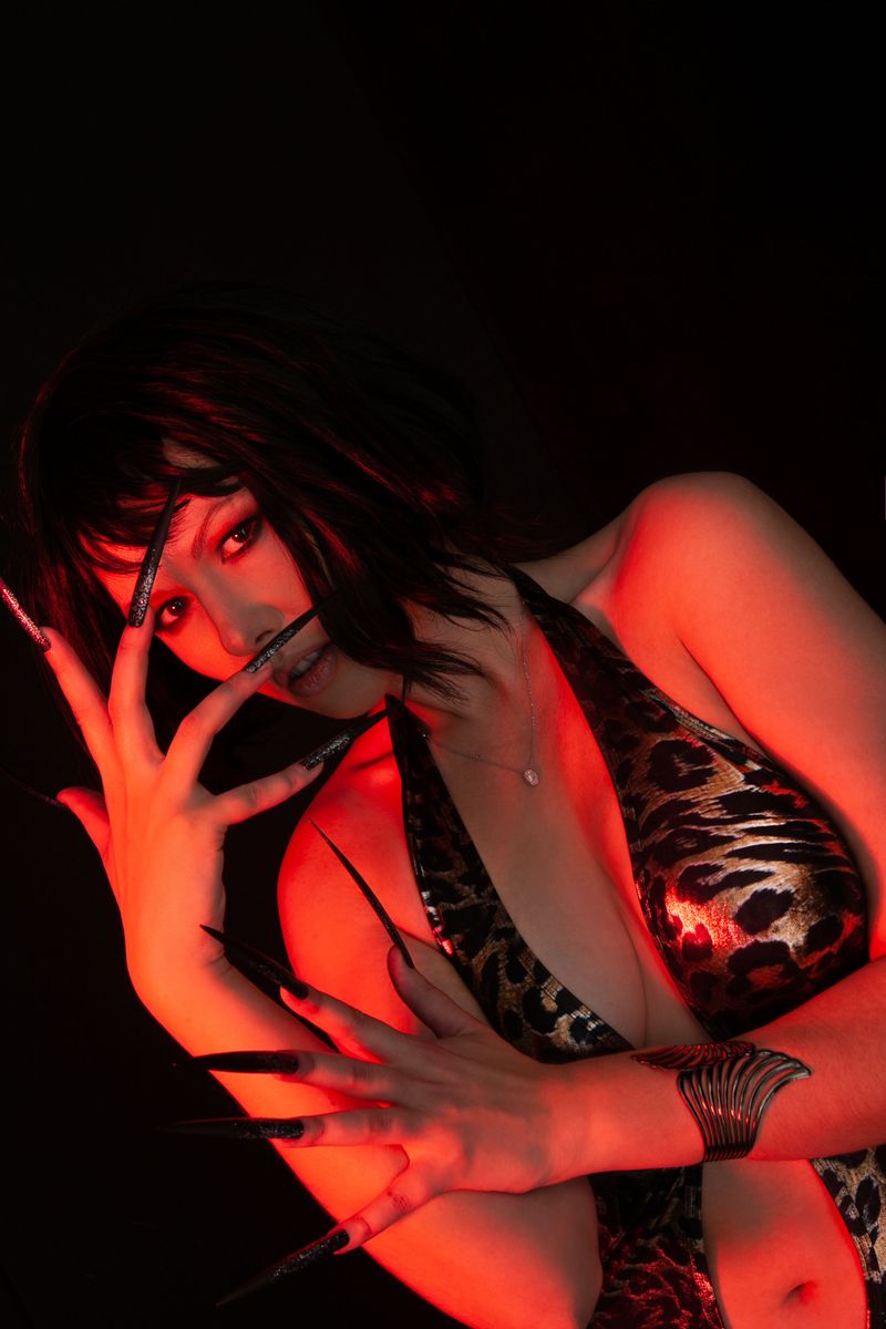 Niamh Fetish Ninja