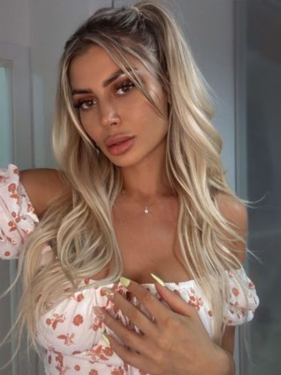 Tina Divine