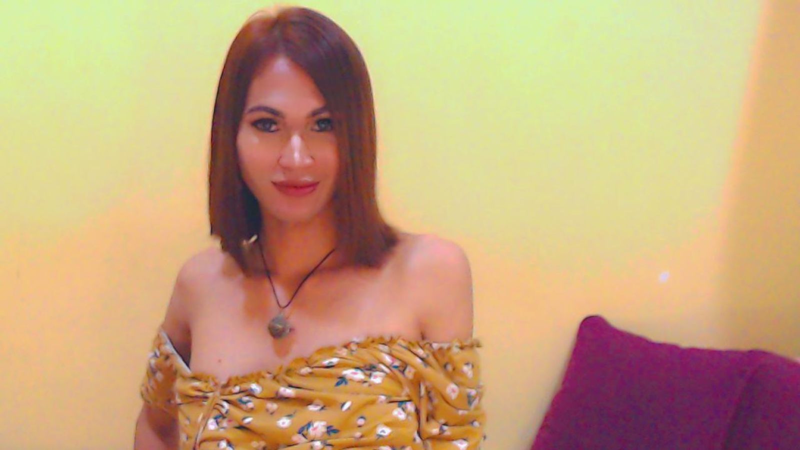 GRGEOUS_MZTRESSTS live webcam show