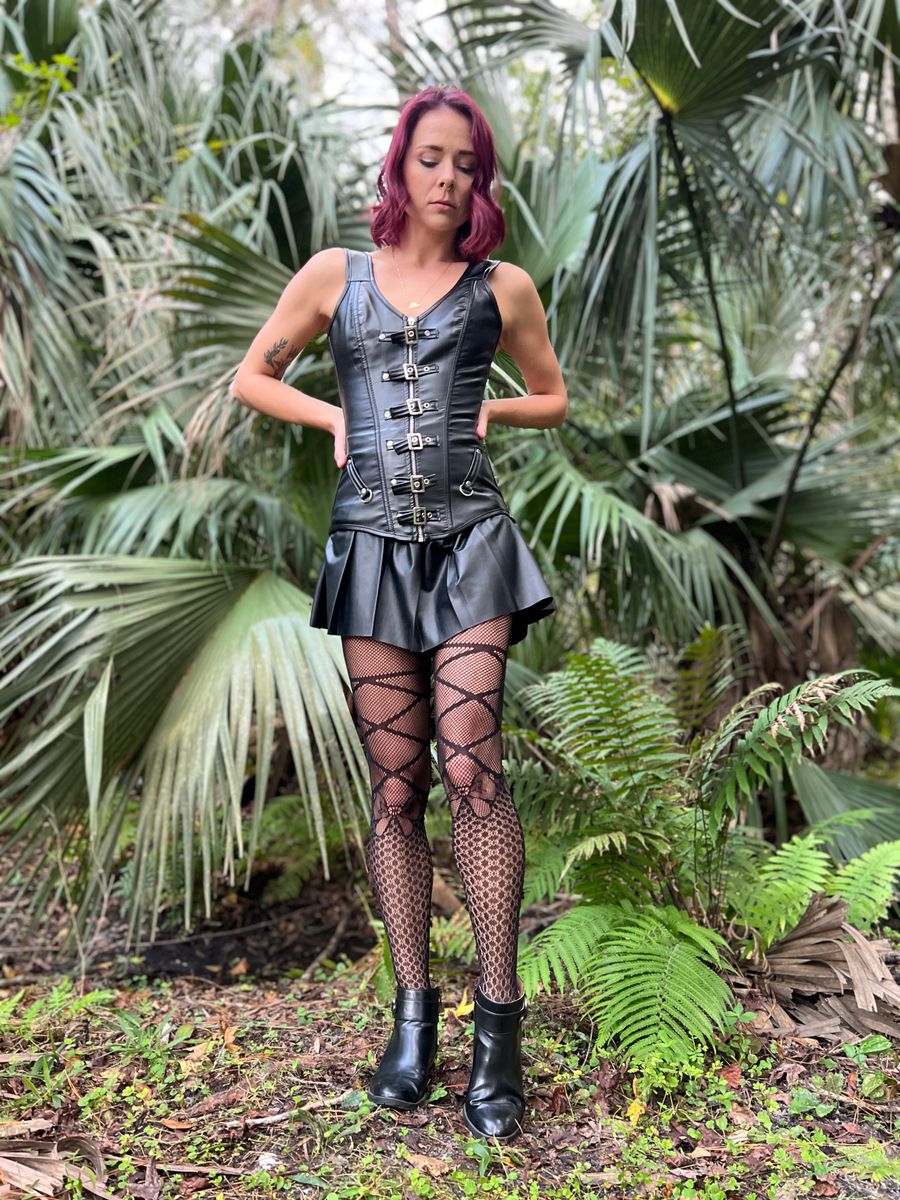 Valerie Scott Natural MILF
