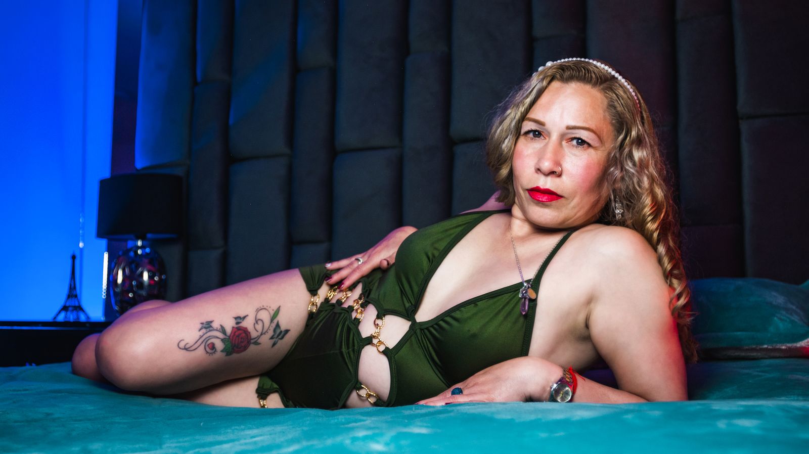 Model - RoseColins young 