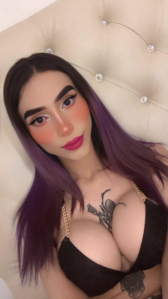 KELLY PRADA