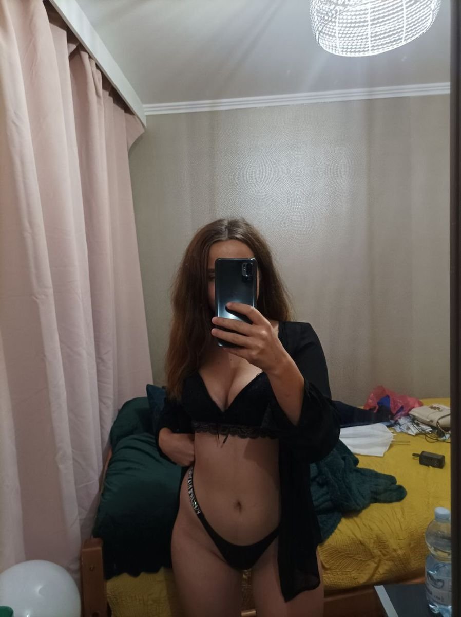 SkyPrivate live sex chat with Mary_Rose