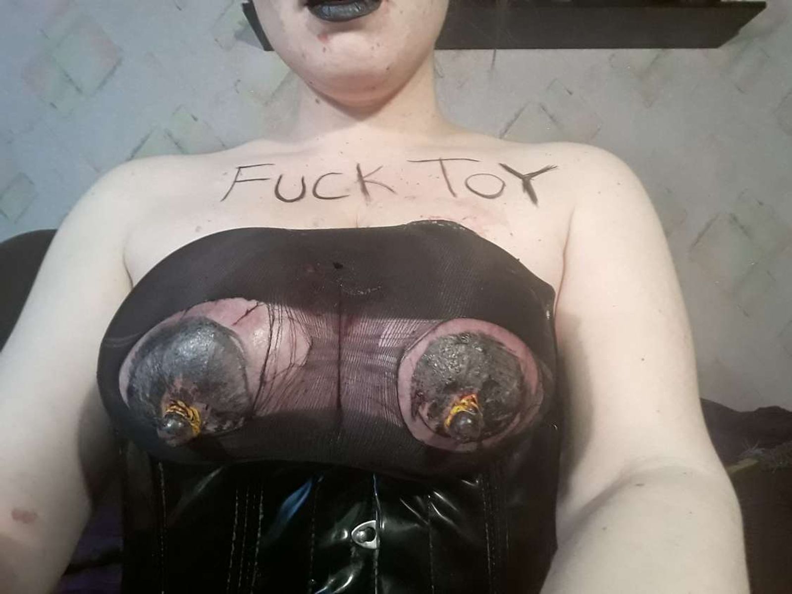 slave4youBDSM