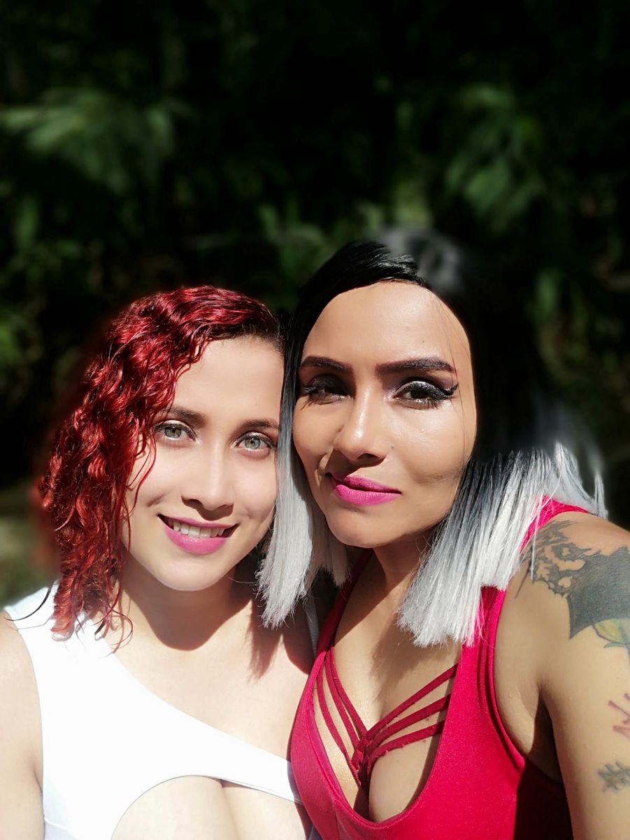Elecktra and Abby