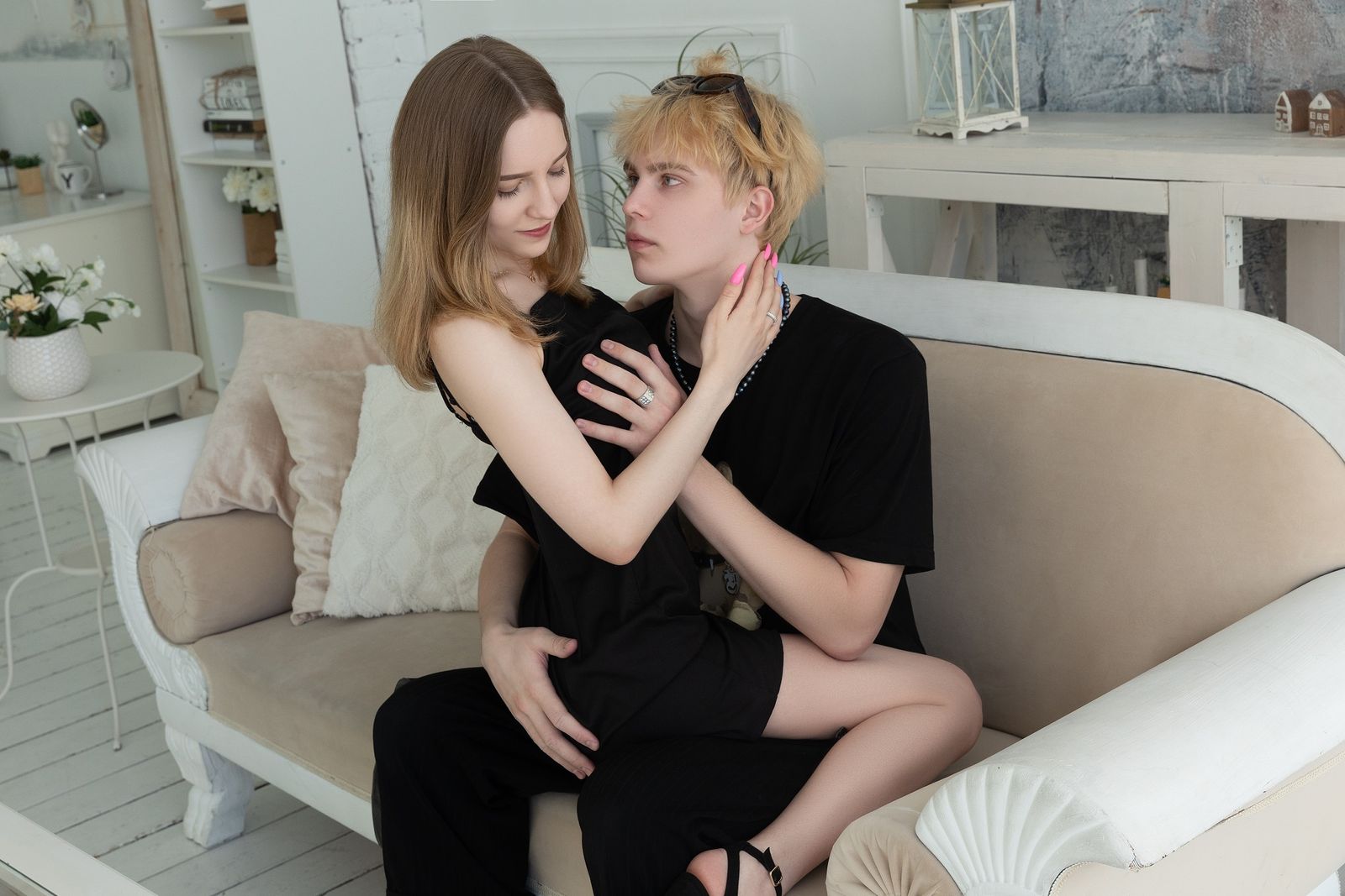 Emily_and_Ilumi