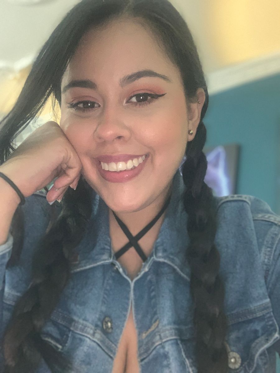 Lucy ️ Live Cams | Skype, Teams, Discord & Telegram