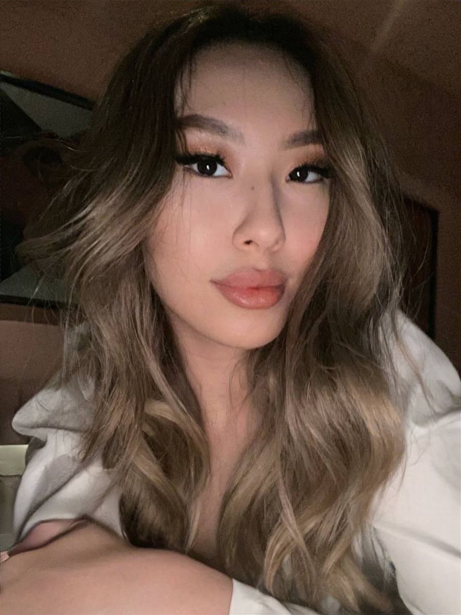 Tia_kai ️ Live Cams | Skype, Teams, Discord & Telegram