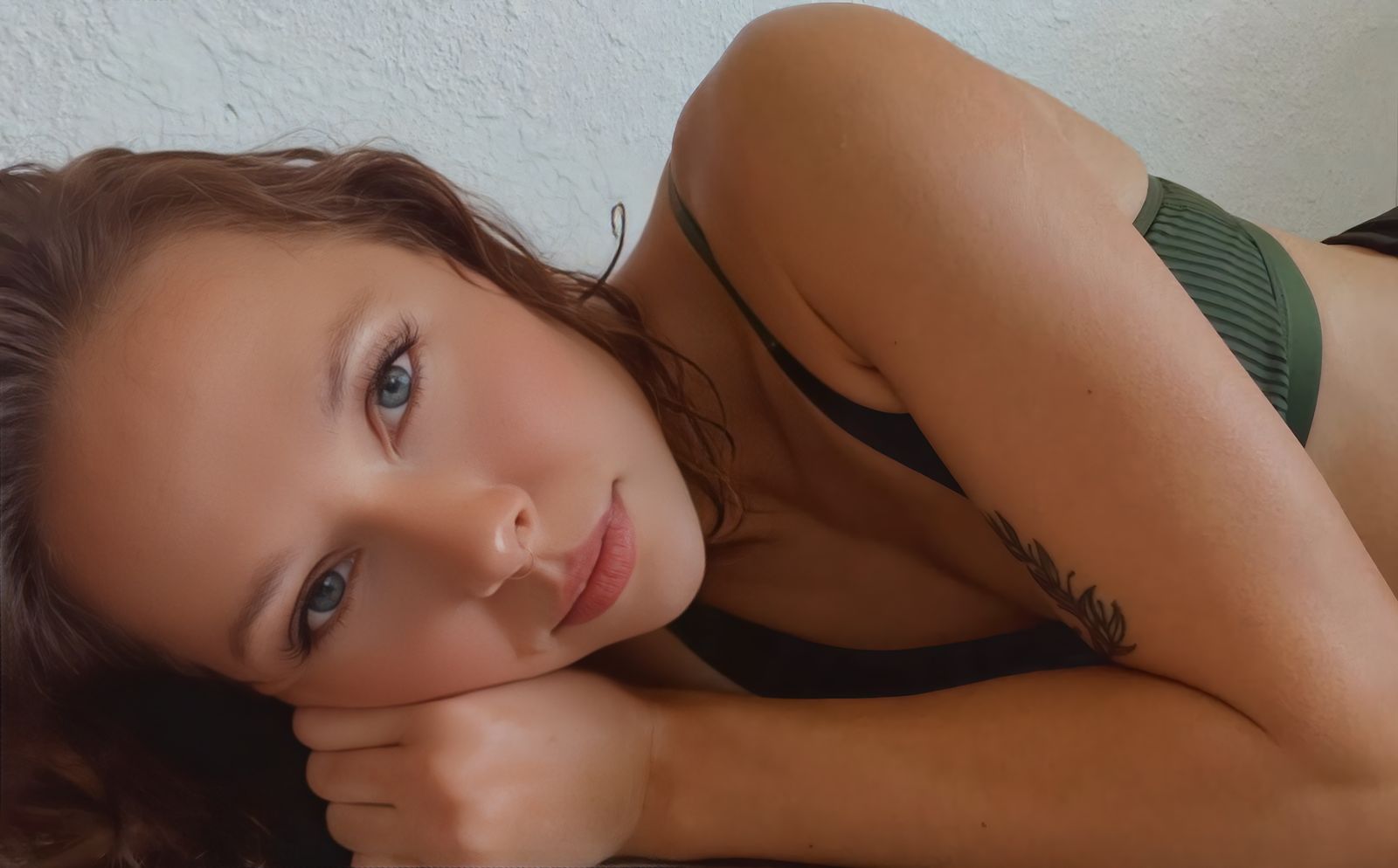 Valerie Scott Natural MILF