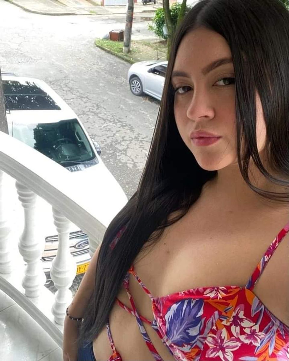 Kim ️ Live Cams | Skype, Teams, Discord & Telegram