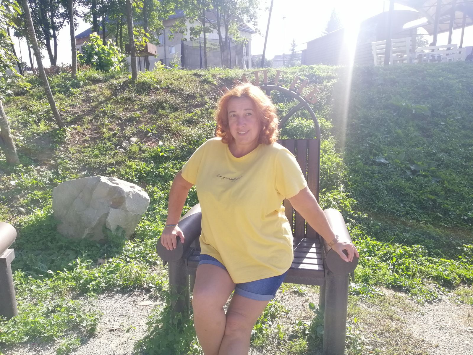 Lora