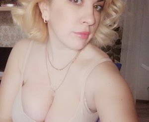 Brionia Skype - pvt.myteenwebcam.com Girl Profile & Live Cam Show ...
