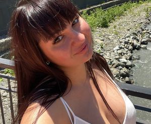 Tina_Dolly