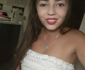 SweetJulia Skype - live web cam show SkyPrivate