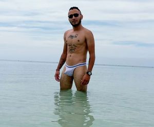 Sawyer Skype - live web cam show SkyPrivate