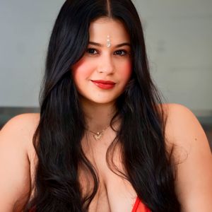 Profile picture - Mia