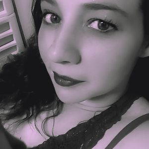 Profile picture - Kami Olahey