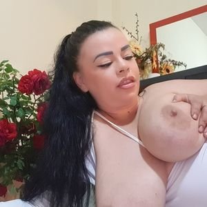 Profile picture - ysexyhotboobsy