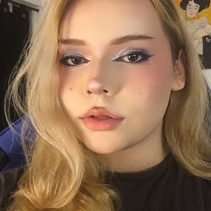 Profile picture - maxxxine