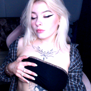 Profile picture - Red