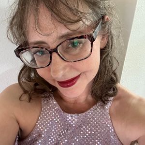 Profile picture - LilyLuscious