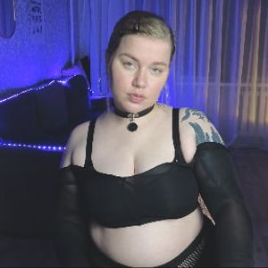 Profile picture - Kira