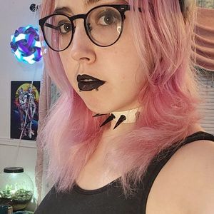 Profile picture - Holly