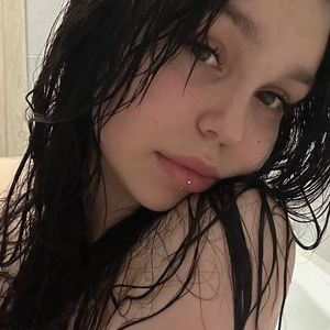 Profile picture - Mary