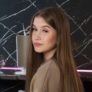 Profile picture - Lily