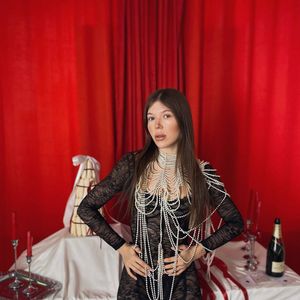 Profile picture - Vivian Evans