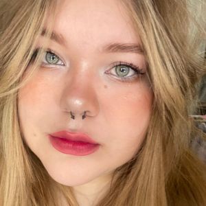 Profile picture - LovelyEmily