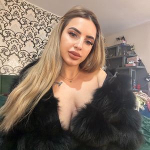 Profile picture - LoraSinClare