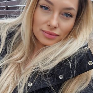 Profile picture - IsaVelvetxxx