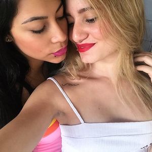 Profile picture - AshleyNTatiana